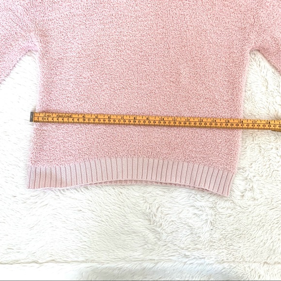 Girls Fuzzy Tucker+Tate Baby Pink Crew Neck - Picture 9 of 11